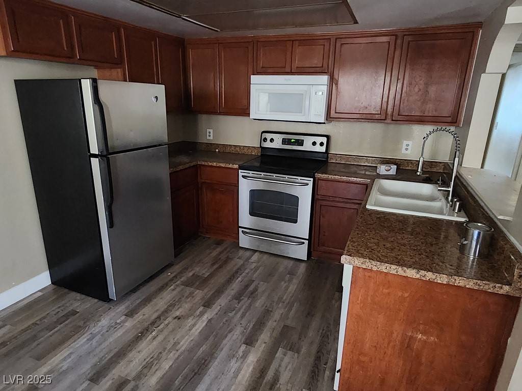 Las Vegas, NV 89102,4740 Obannon DR #B