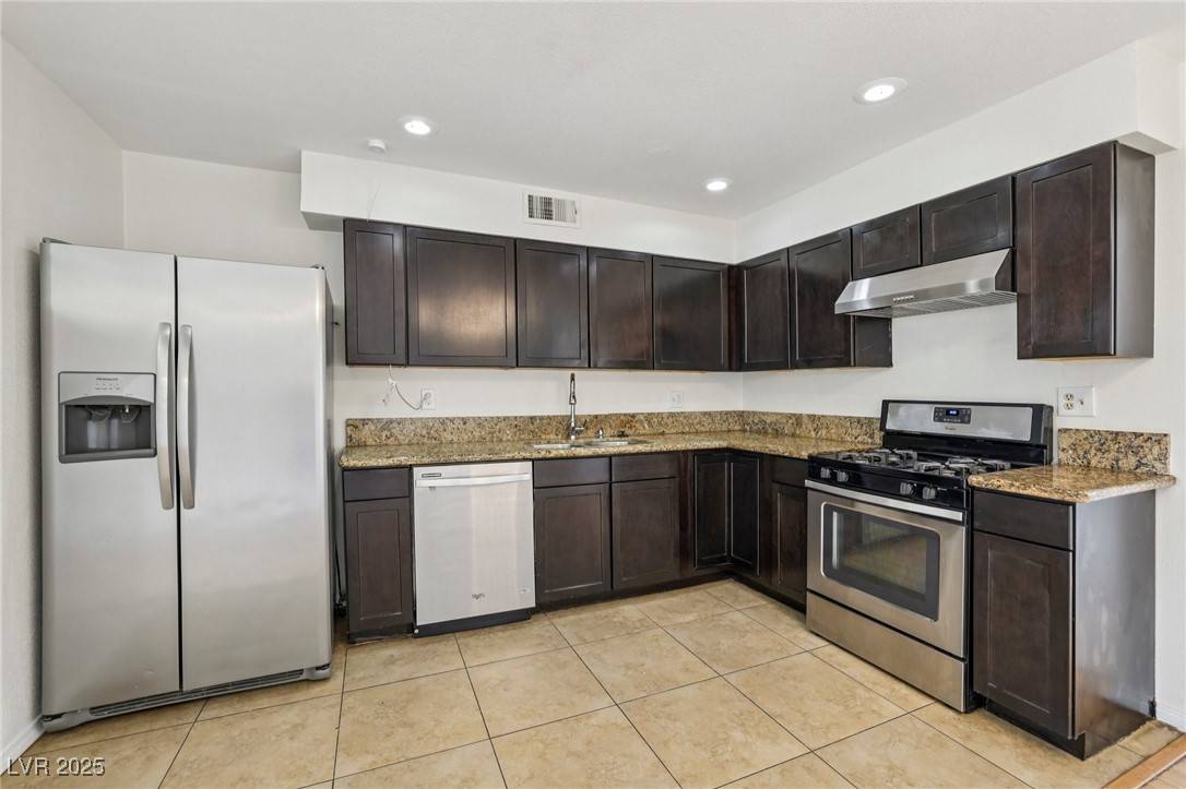 Las Vegas, NV 89119,882 Westminster AVE