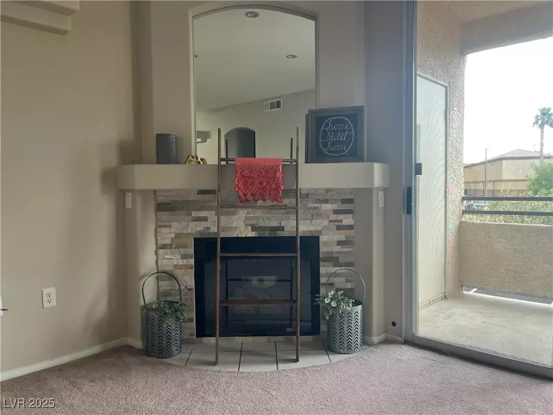 1830 N Buffalo DR #2021, Las Vegas, NV 89128