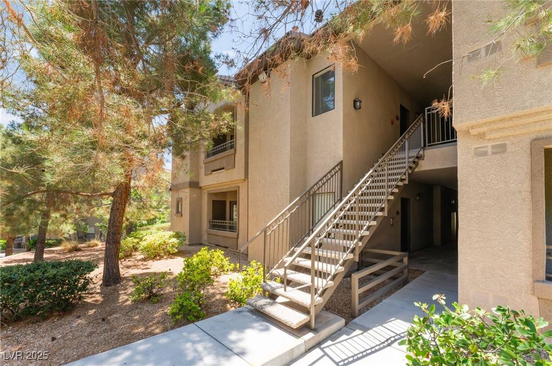 Las Vegas, NV 89166,8250 N Grand Canyon DR #2173
