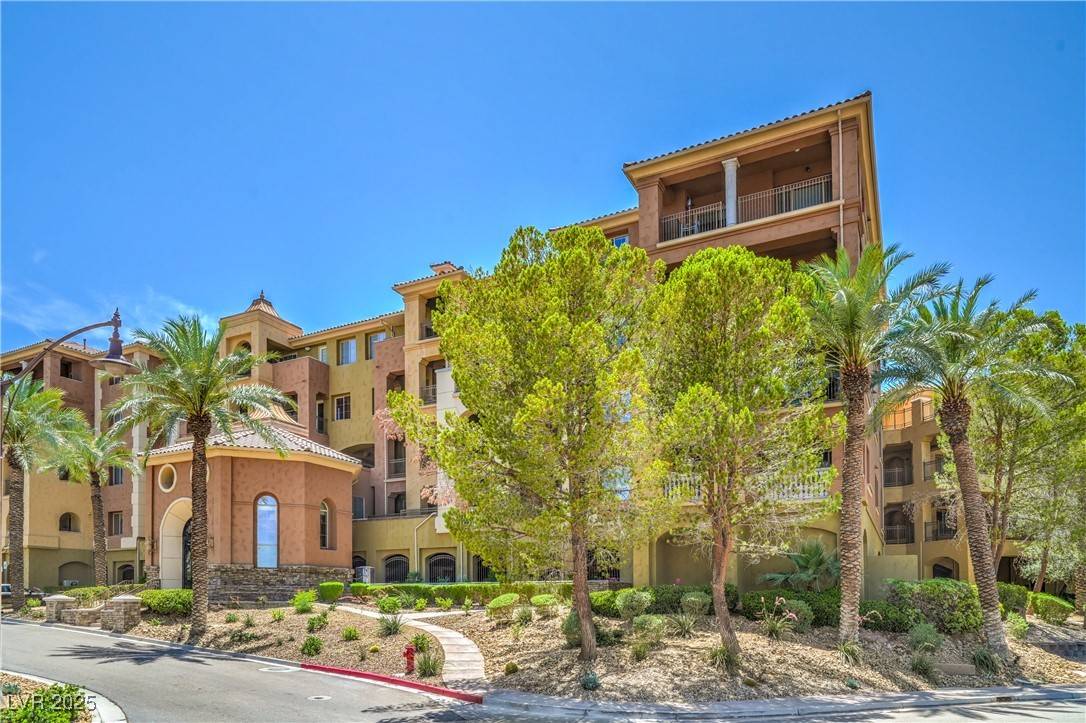 Henderson, NV 89011,15 Via Mantova #302