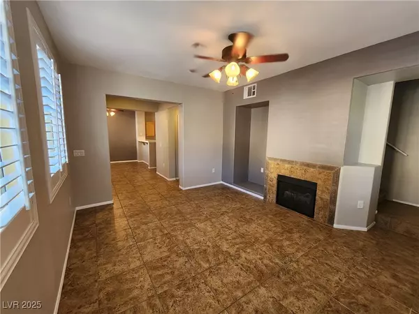 Las Vegas, NV 89129,10231 Deerfield Beach AVE #104