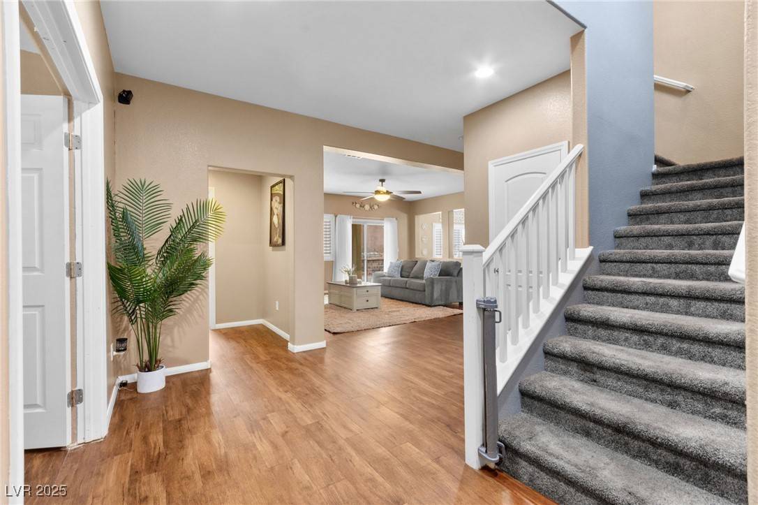 Las Vegas, NV 89166,6425 Scotts Crossing ST