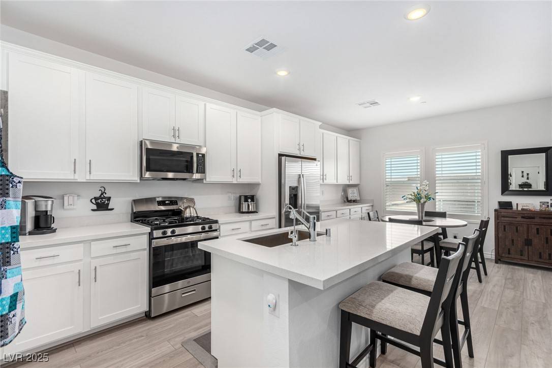 288 Whitney Crest ST, Henderson, NV 89015