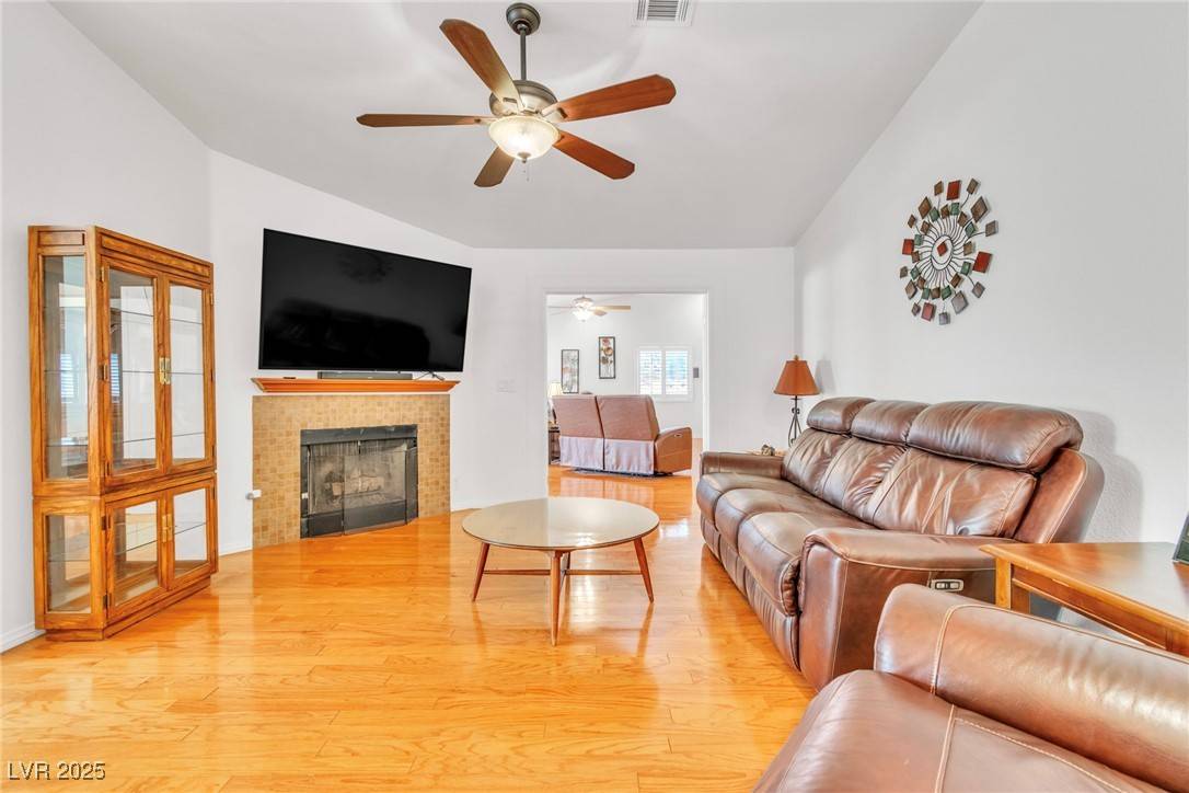 Henderson, NV 89002,930 High Plains DR