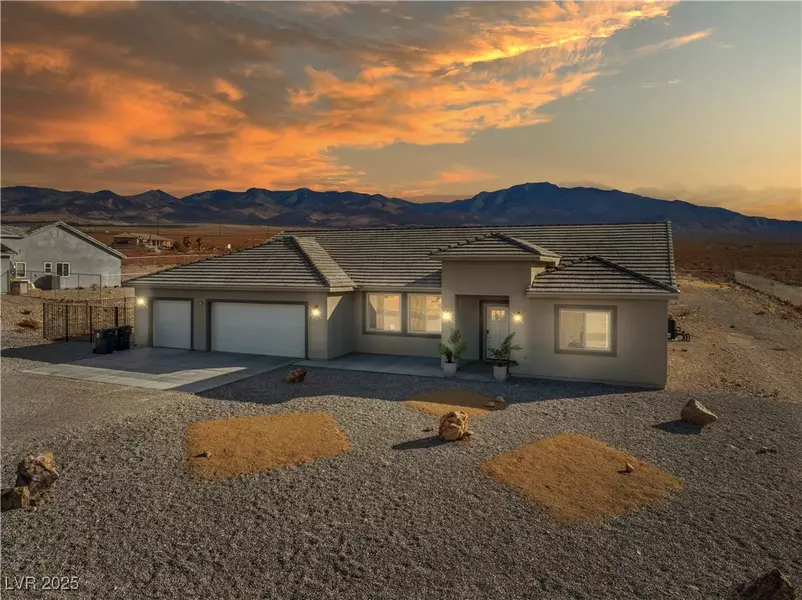 6101 Cavalry TRL, Pahrump, NV 89060