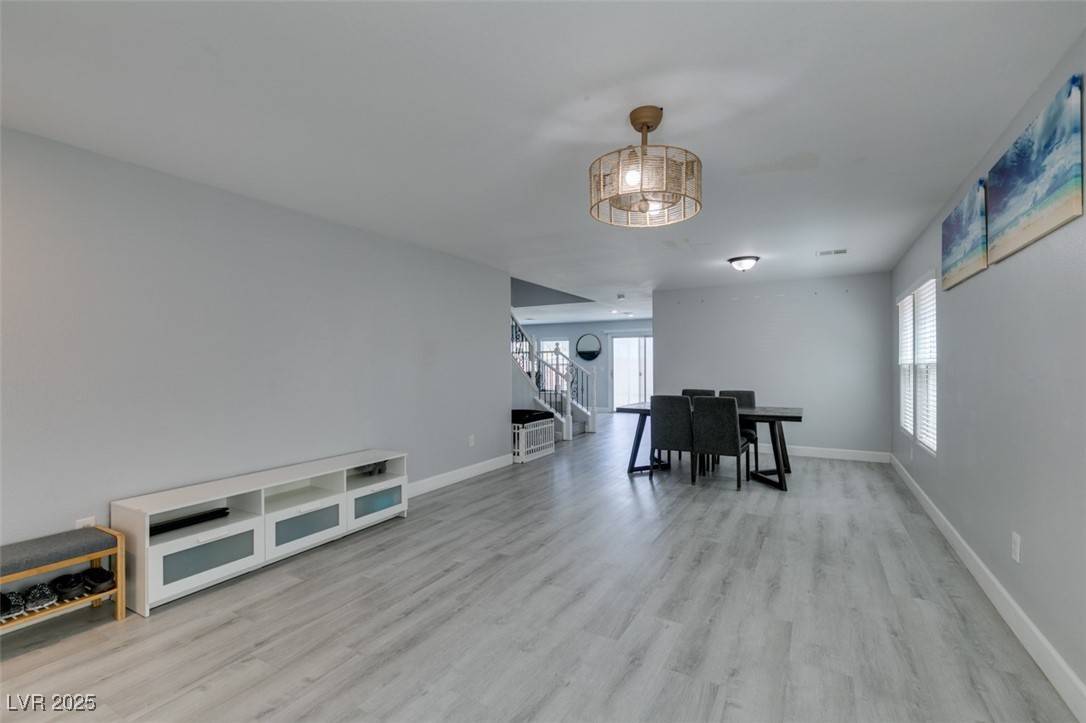Las Vegas, NV 89031,212 STAGECOACH FLATS