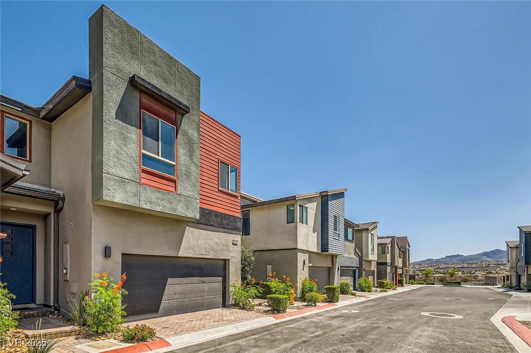 Henderson, NV 89044,3194 Lumassina WAY