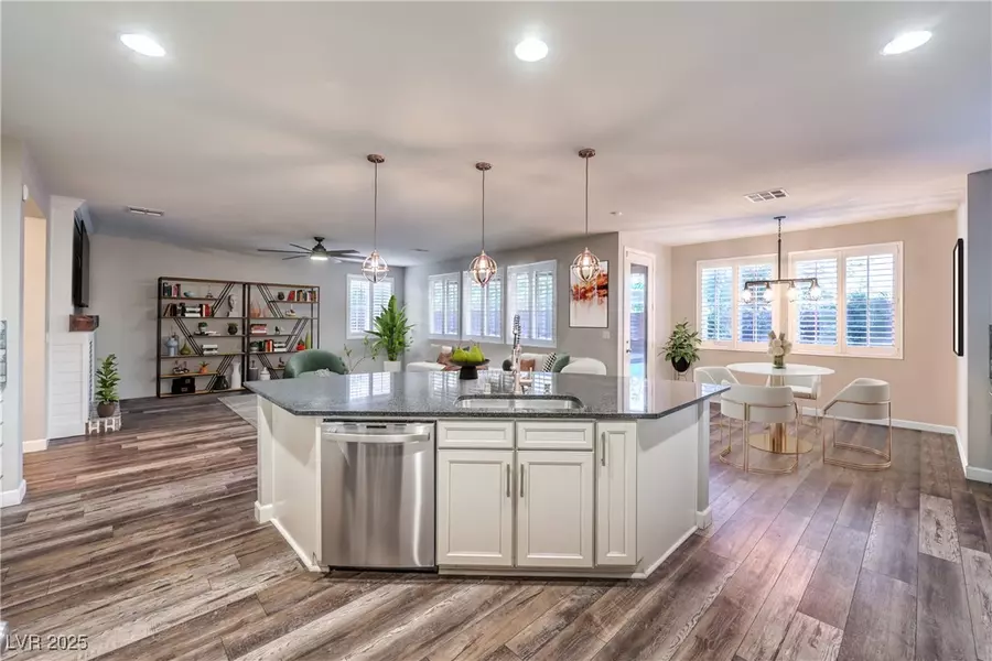 10243 Aragon Crown RD, Las Vegas, NV 89135