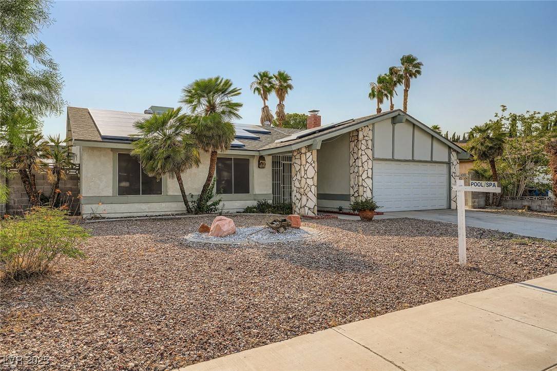 Las Vegas, NV 89107,416 Lindy DR