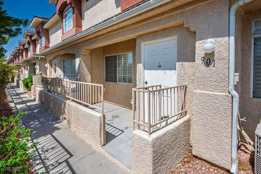 901 Nevada Sky ST, Las Vegas, NV 89128