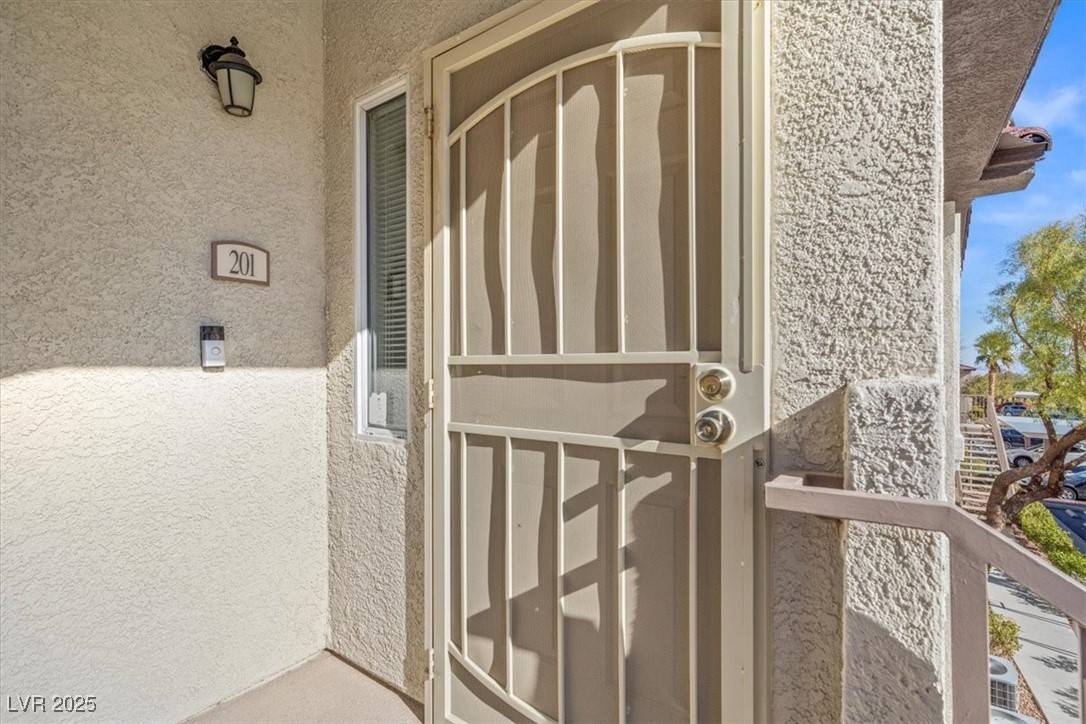 Las Vegas, NV 89129,3540 Cactus Shadow ST #201