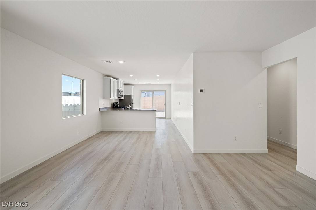 Las Vegas, NV 89156,2618 Lily Point ST