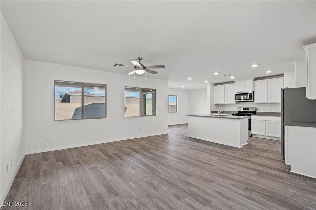 North Las Vegas, NV 89032,1701 Desert Path AVE