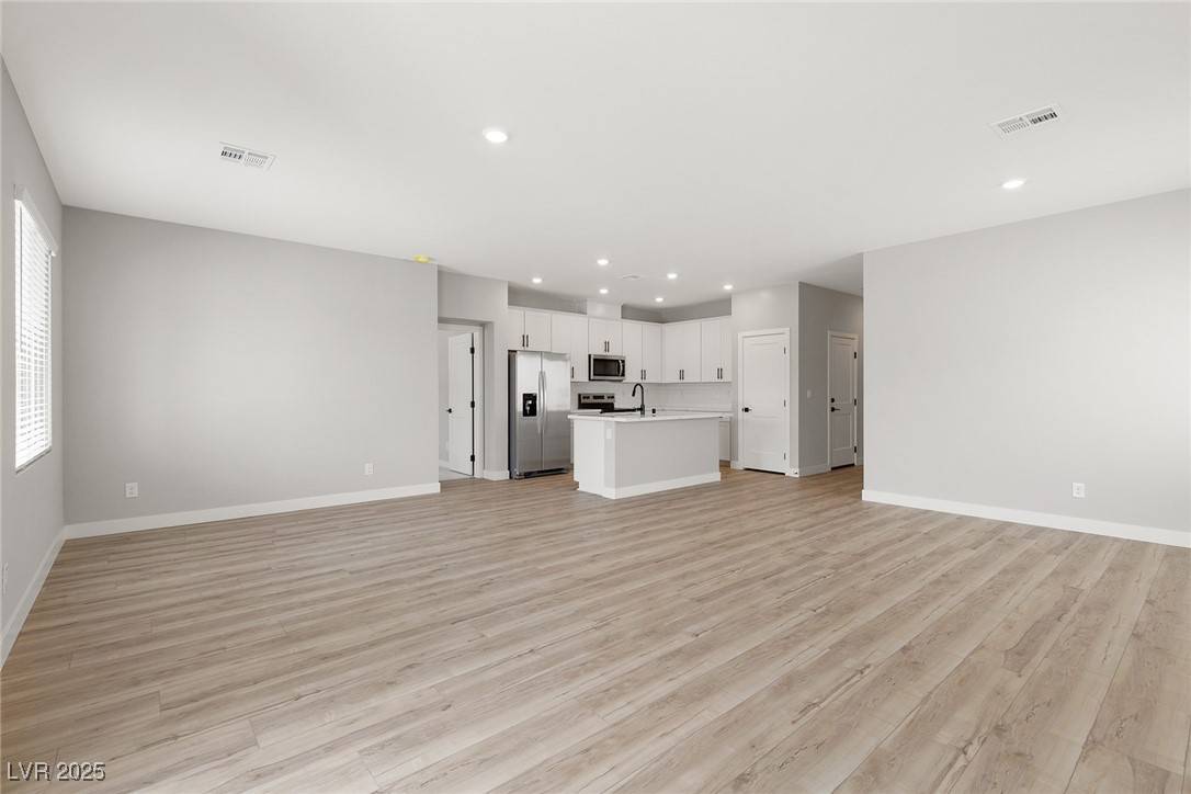 North Las Vegas, NV 89032,4433 Pioche AVE