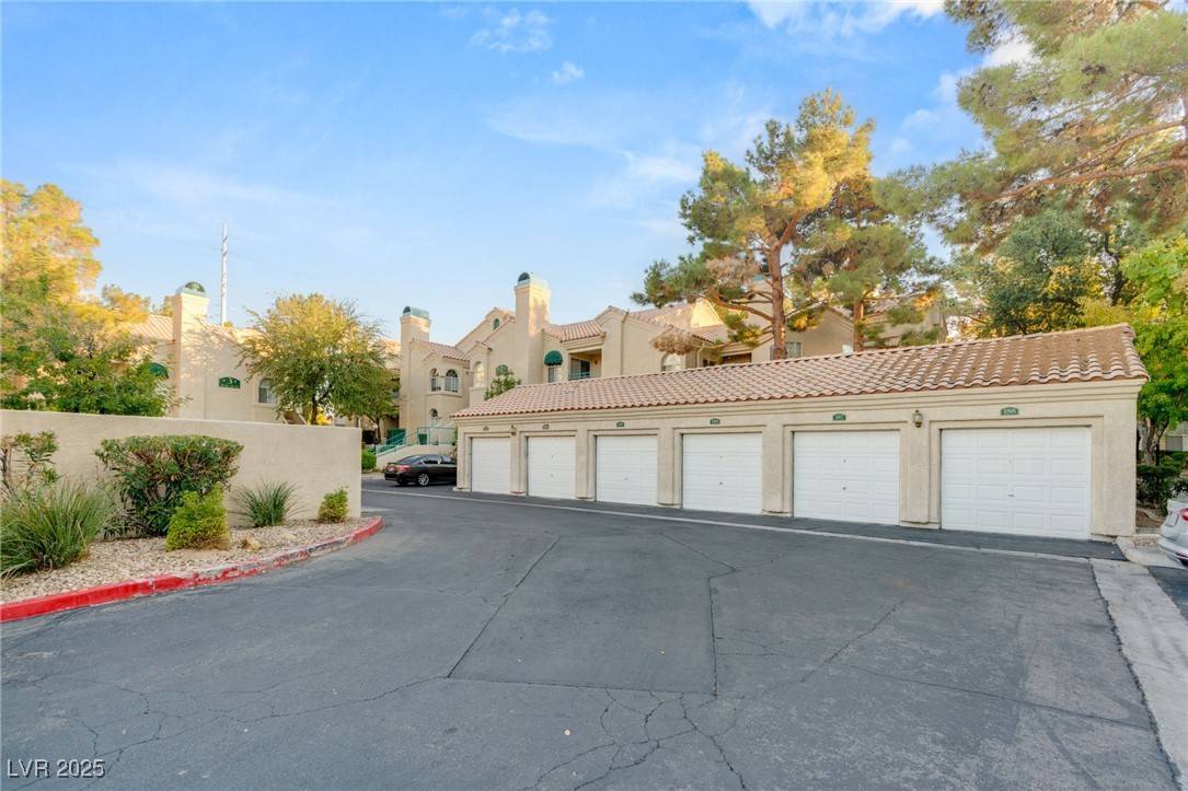 Henderson, NV 89074,2251 Wigwam Pkwy #211