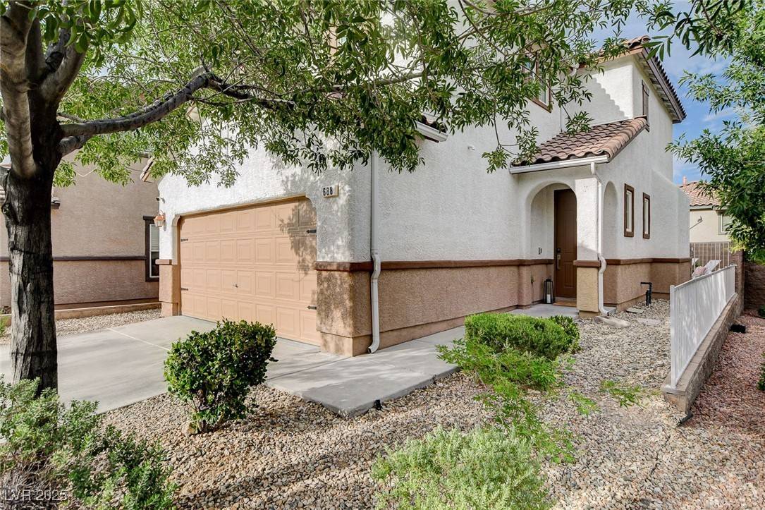 Henderson, NV 89002,688 Monument Point ST