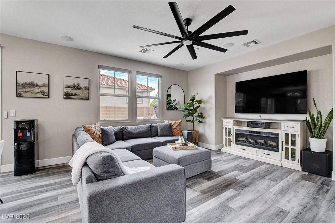 Henderson, NV 89002,688 Monument Point ST