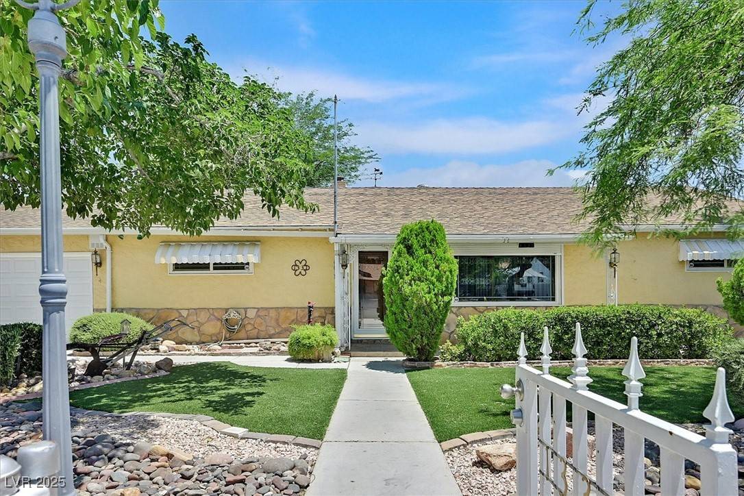 Las Vegas, NV 89102,1331 Melville DR
