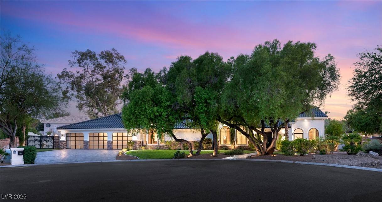 2935 Montessouri ST, Las Vegas, NV 89117
