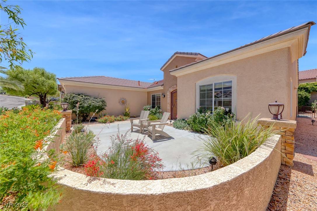 Henderson, NV 89044,2205 Sandstone Cliffs DR