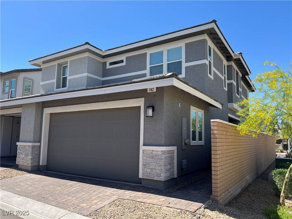 Henderson, NV 89011,742 Cottonwood Hill PL