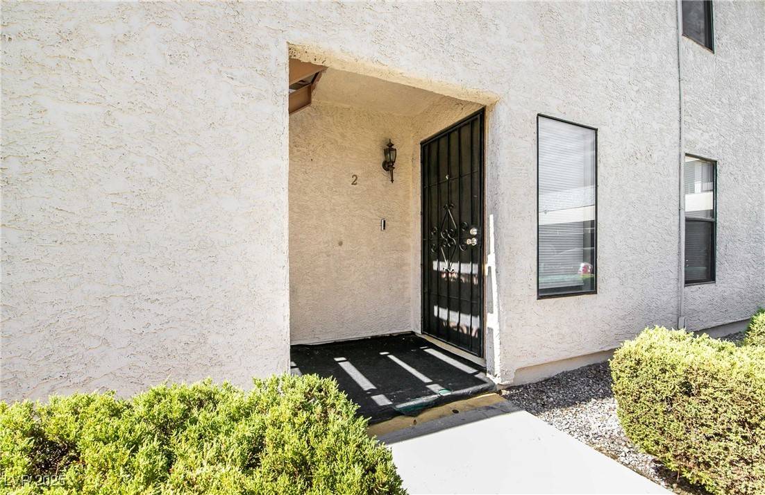1311 DEL MAR #102, Las Vegas, NV 89119