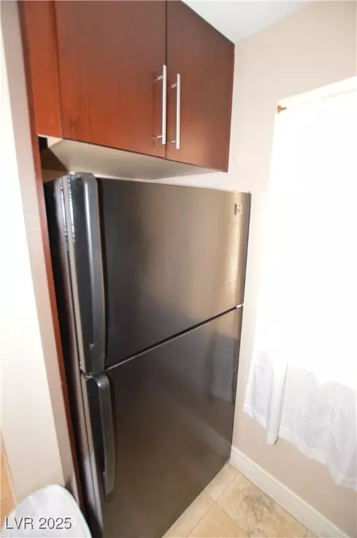 Las Vegas, NV 89169,230 E FLAMINGO RD #231