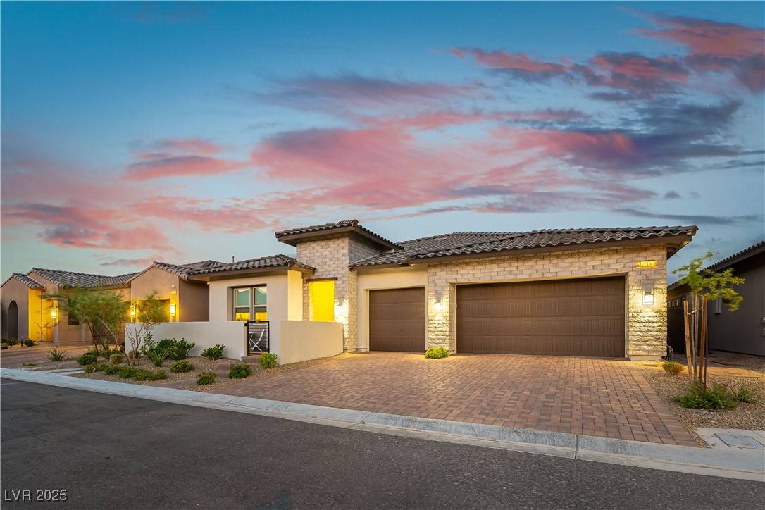 Las Vegas, NV 89138,218 Vista Balla AVE