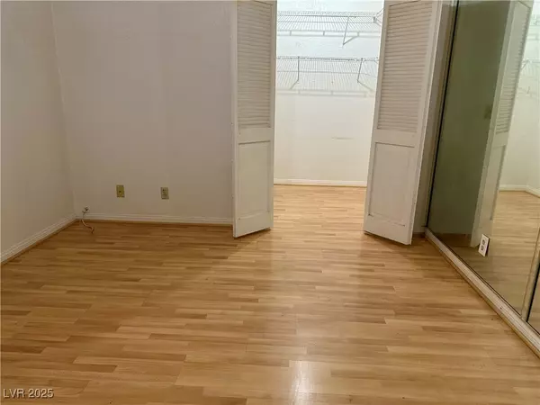 Las Vegas, NV 89146,1409 Santa Margarita ST #B