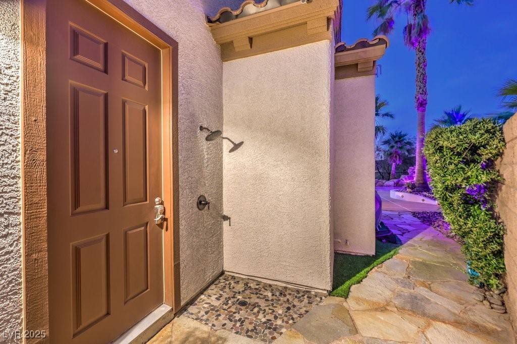 Henderson, NV 89044,2156 Farmington Bay CT