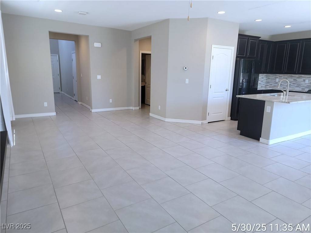 Las Vegas, NV 89141,12212 Loggeta WAY