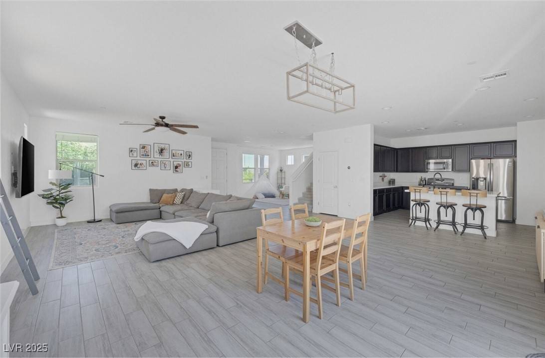 412 Gracious WAY, Henderson, NV 89011