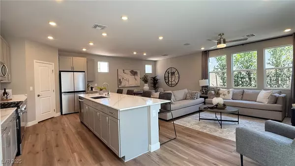 Las Vegas, NV 89113,9136 Eagle Ford ST
