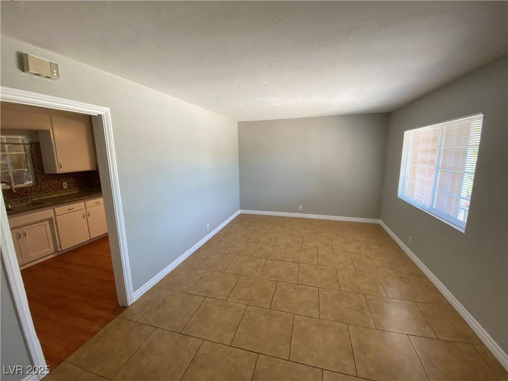 Las Vegas, NV 89101,221 N 19th ST