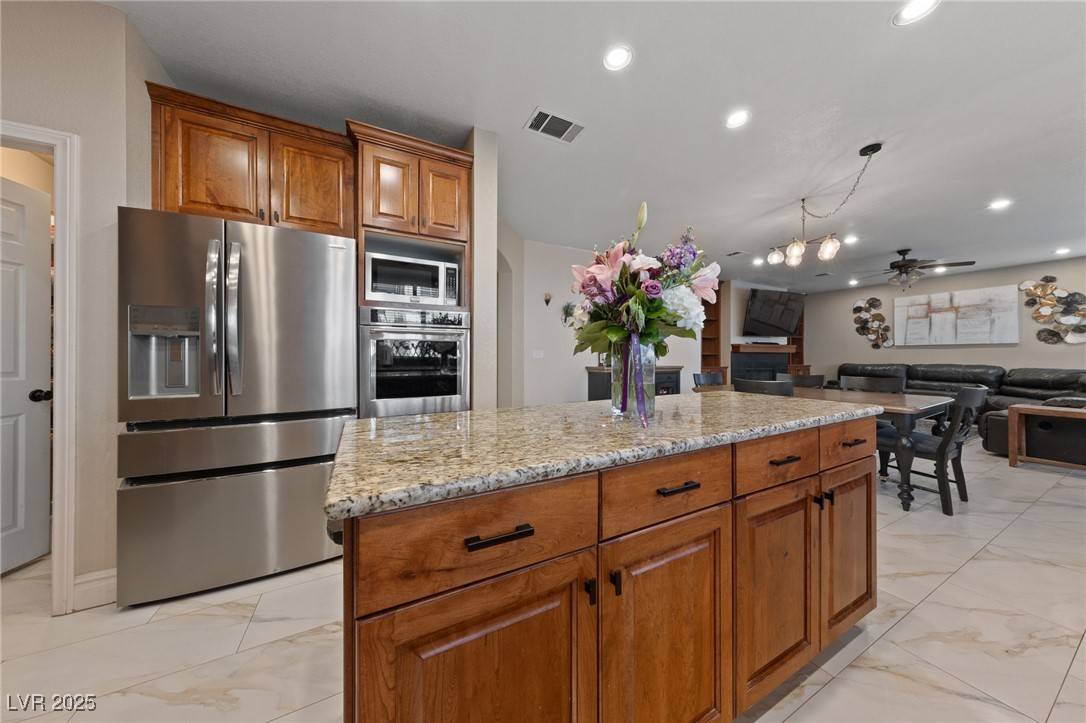 Las Vegas, NV 89128,2637 Ohio CT