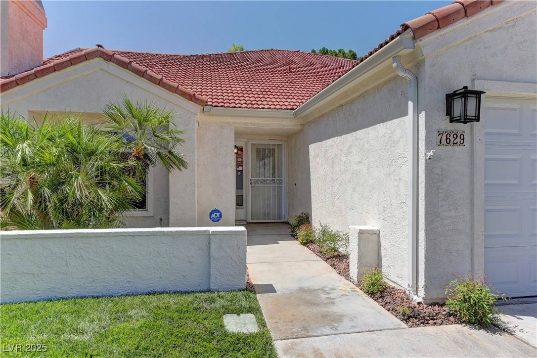 Las Vegas, NV 89128,7629 Oyster Cove DR
