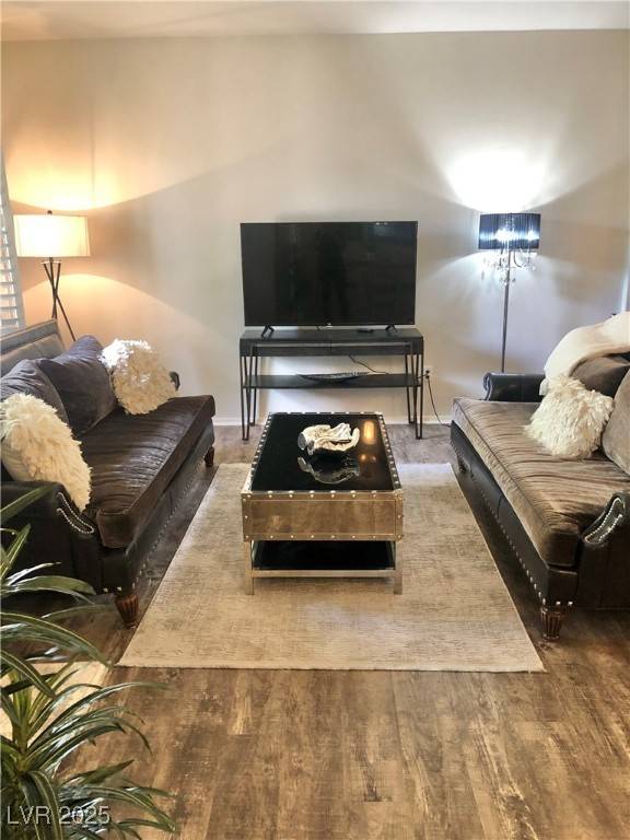 Las Vegas, NV 89144,1004 DUCKHORN CT #201