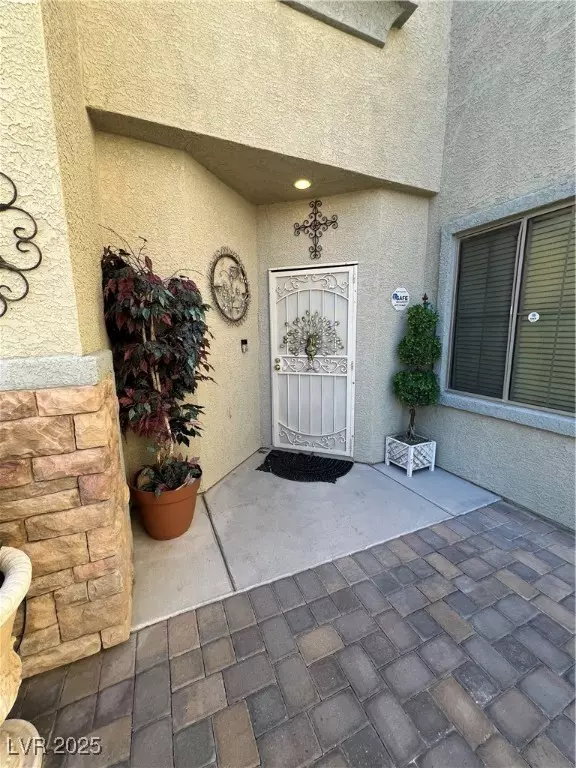 North Las Vegas, NV 89031,6329 Kitamaya ST