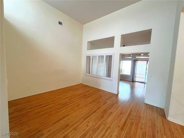 2925 Big Green LN, Las Vegas, NV 89134