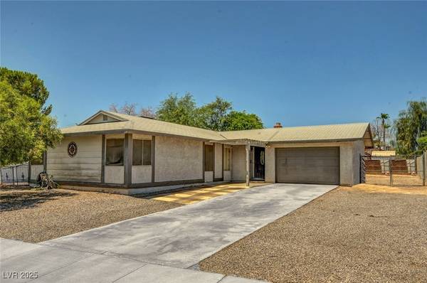 671 Riata WAY, Las Vegas, NV 89110