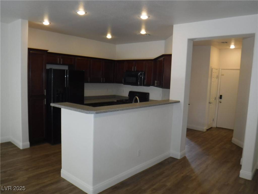 North Las Vegas, NV 89081,931 Appaloosa Hills AVE