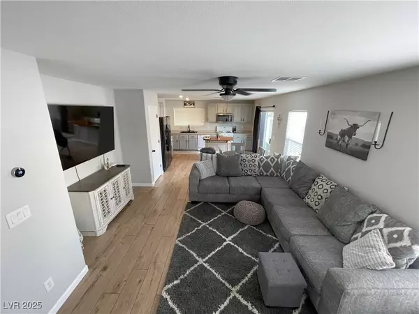 Las Vegas, NV 89183,10331 Ednor ST