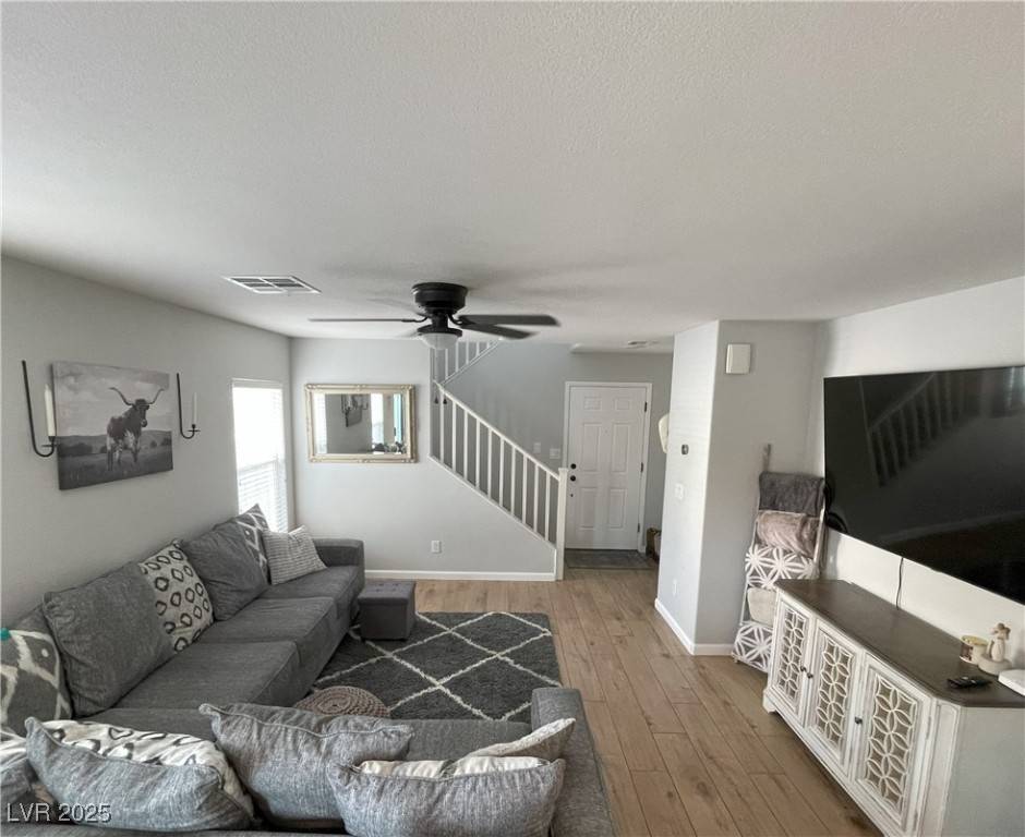 Las Vegas, NV 89183,10331 Ednor ST