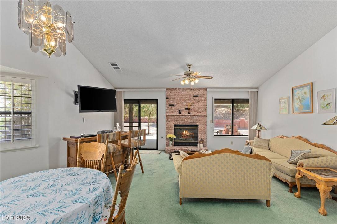Las Vegas, NV 89110,1590 Desertaire WAY