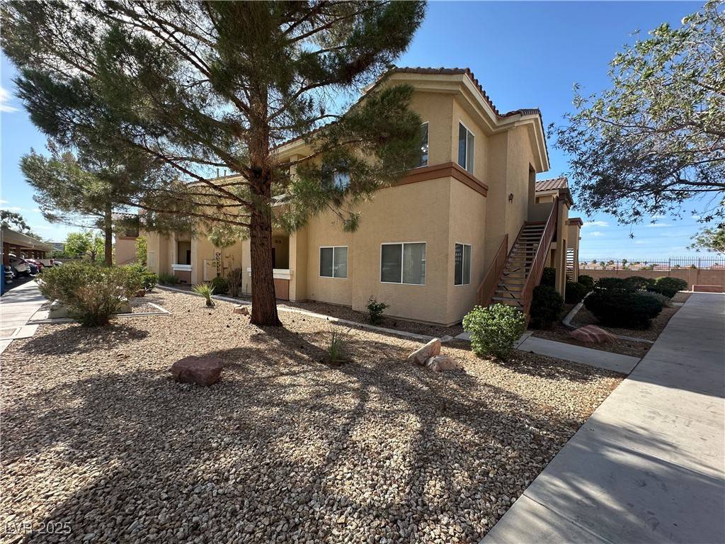 Las Vegas, NV 89183,1050 E Cactus AVE #2086