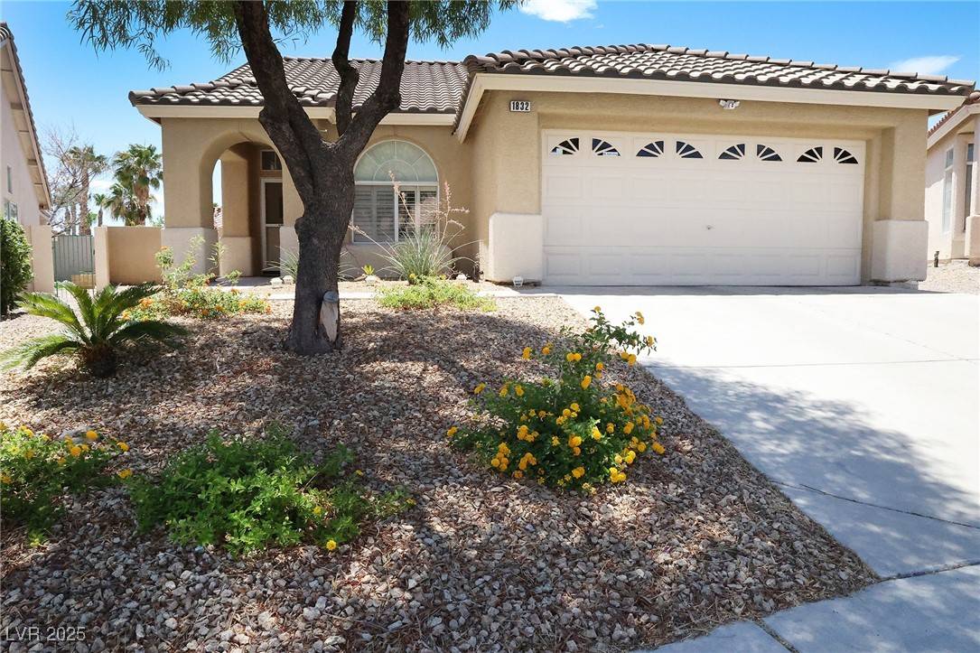 Las Vegas, NV 89134,1832 Montvale CT