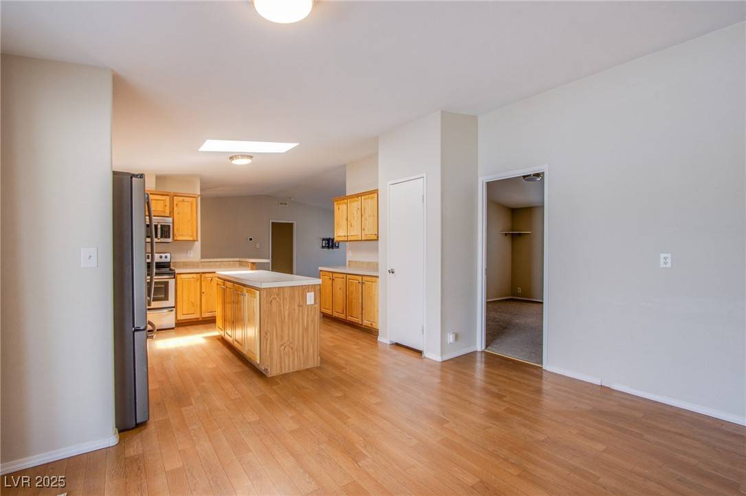 Pahrump, NV 89048,1360 S Bannavitch ST