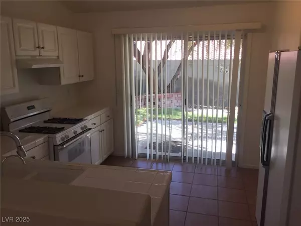 Las Vegas, NV 89134,9724 Forest Glen