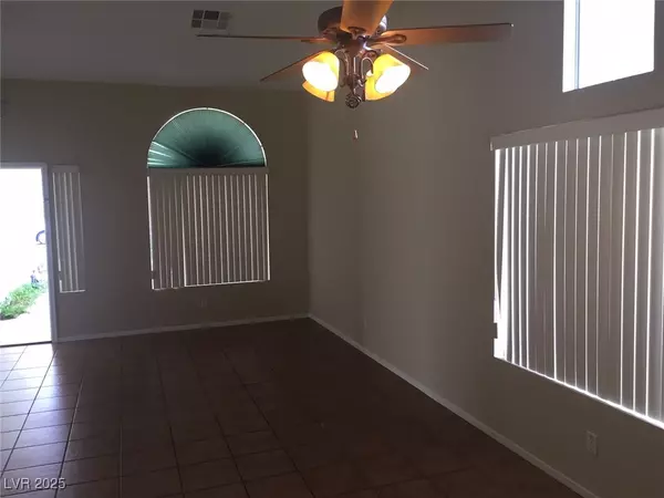 Las Vegas, NV 89134,9724 Forest Glen